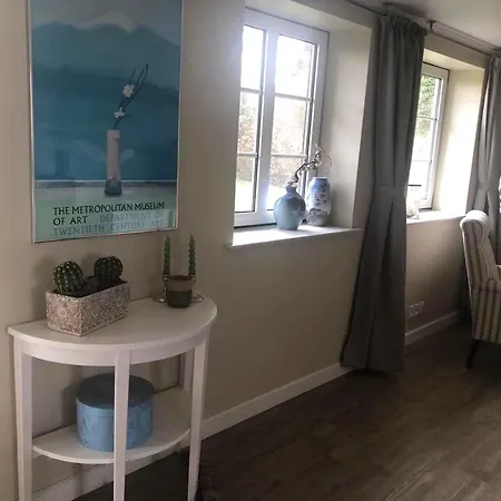 Family House Near With Garden Βίλα Sarup