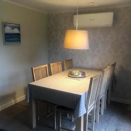 Family House Near With Garden Βίλα Sarup