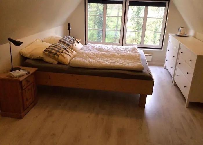 Family House Near With Garden Villa Sarup