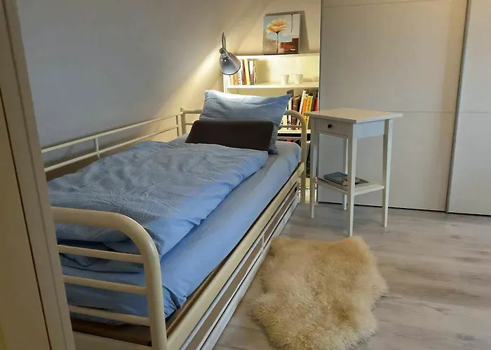 Villa Family House Near With Garden Sarup