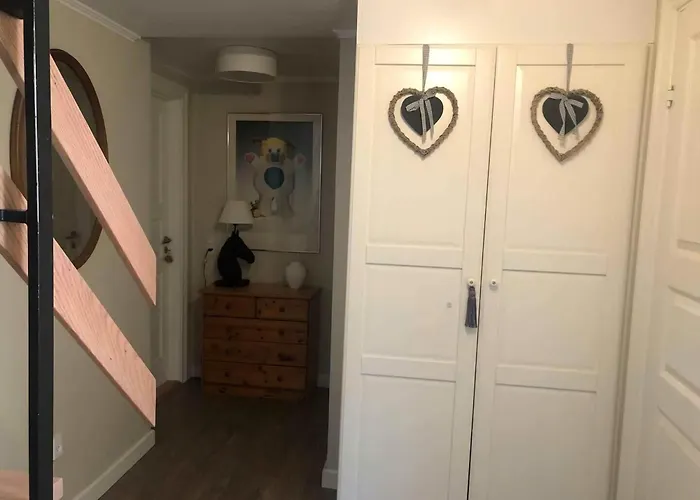 Villa Family House Near With Garden *