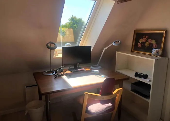 Villa Family House Near With Garden